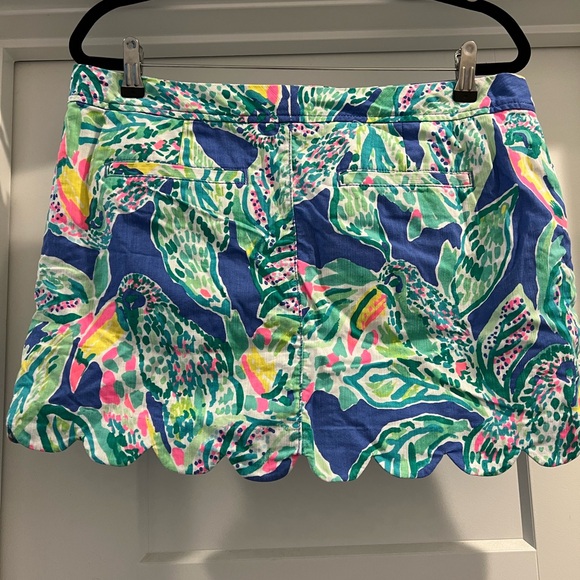 Lilly Pulitzer scalloped skort - Picture 2 of 3